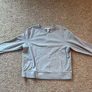 Athleta Women’s Light Gray Crewneck Top